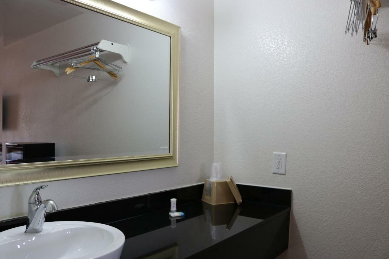 Heritage Inn & Suites El Dorado Dış mekan fotoğraf